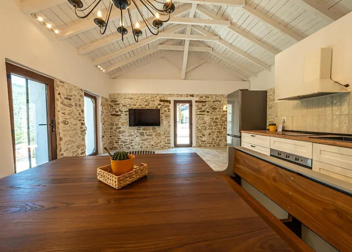 Villa Thalori Rachoni (Thasos)